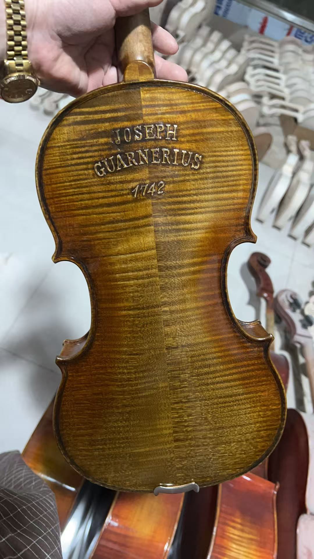 Musical Instruments 4/4 Carvin - Musical Instruments Online review and price